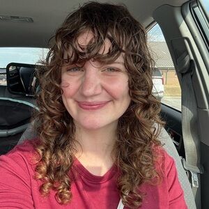 Meet your Posher, Alaina